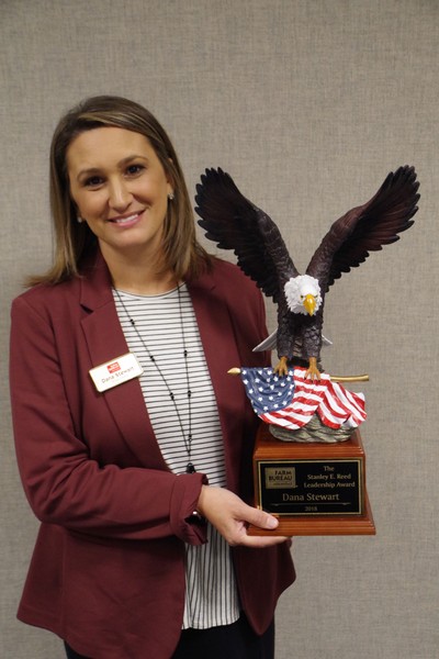 Dana Stewart with her award