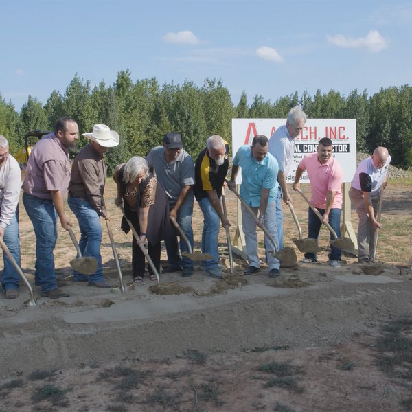 De Queen Schools: Animal Science Building Groundbreaking